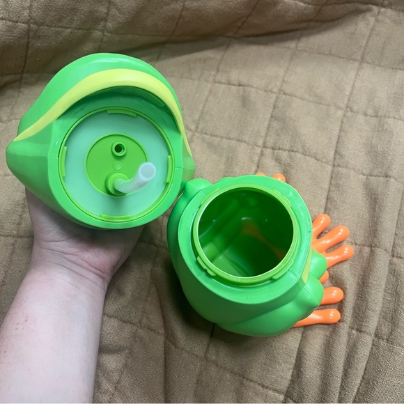 BOGO Rainforest Cafe CHACHA 3D Tree Frog Souvenir Travel Drink Sipper Cupw/Straw - Picture 5 of 5